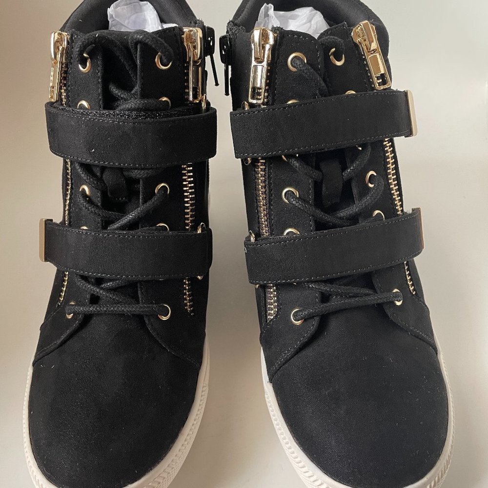 INC International Concept Women's Debby Black Suede Heel Sneakers_6M